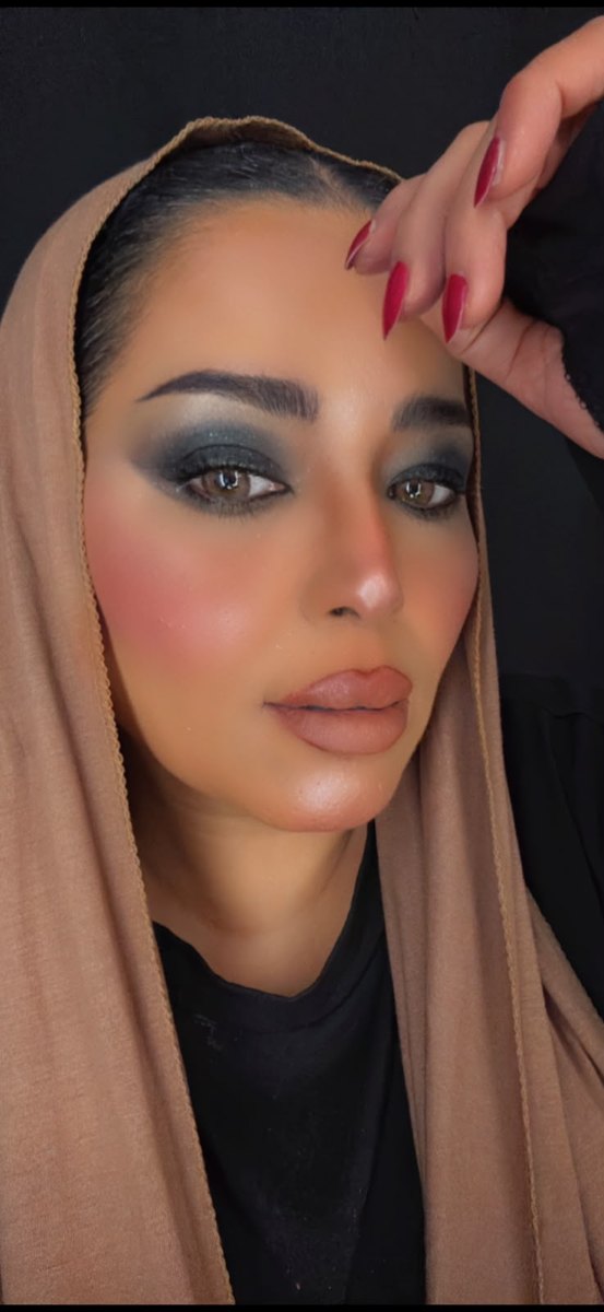 صورة الميك أب أرتست أشواق